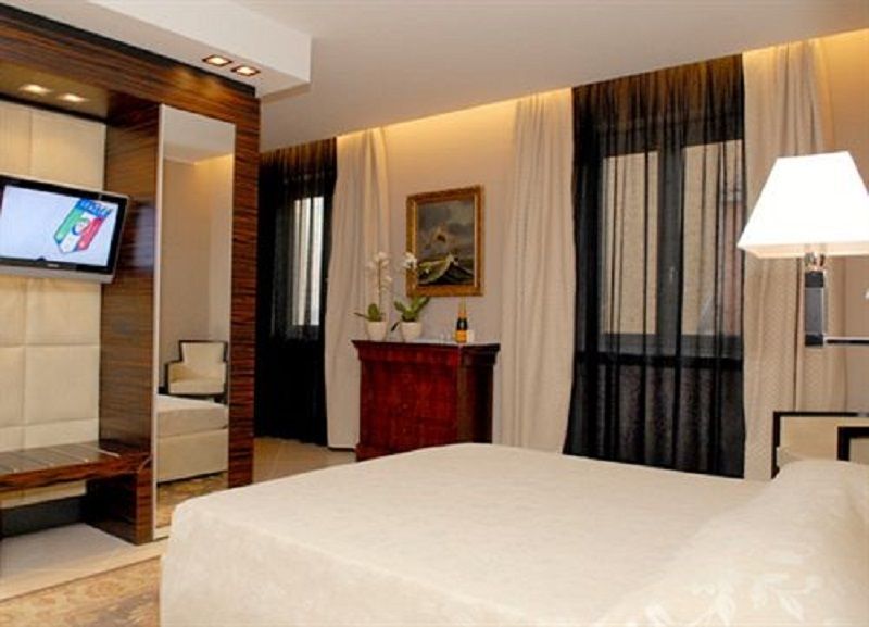 Hotel Excelsior Ла-Маддалена Екстер'єр фото