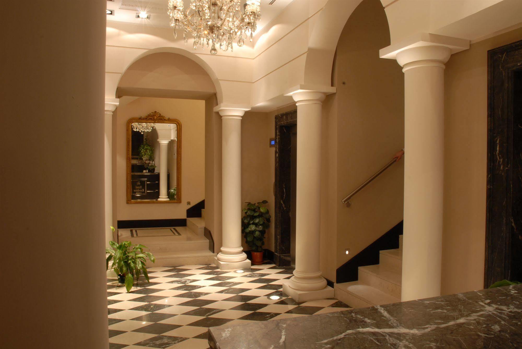Hotel Excelsior Ла-Маддалена Екстер'єр фото
